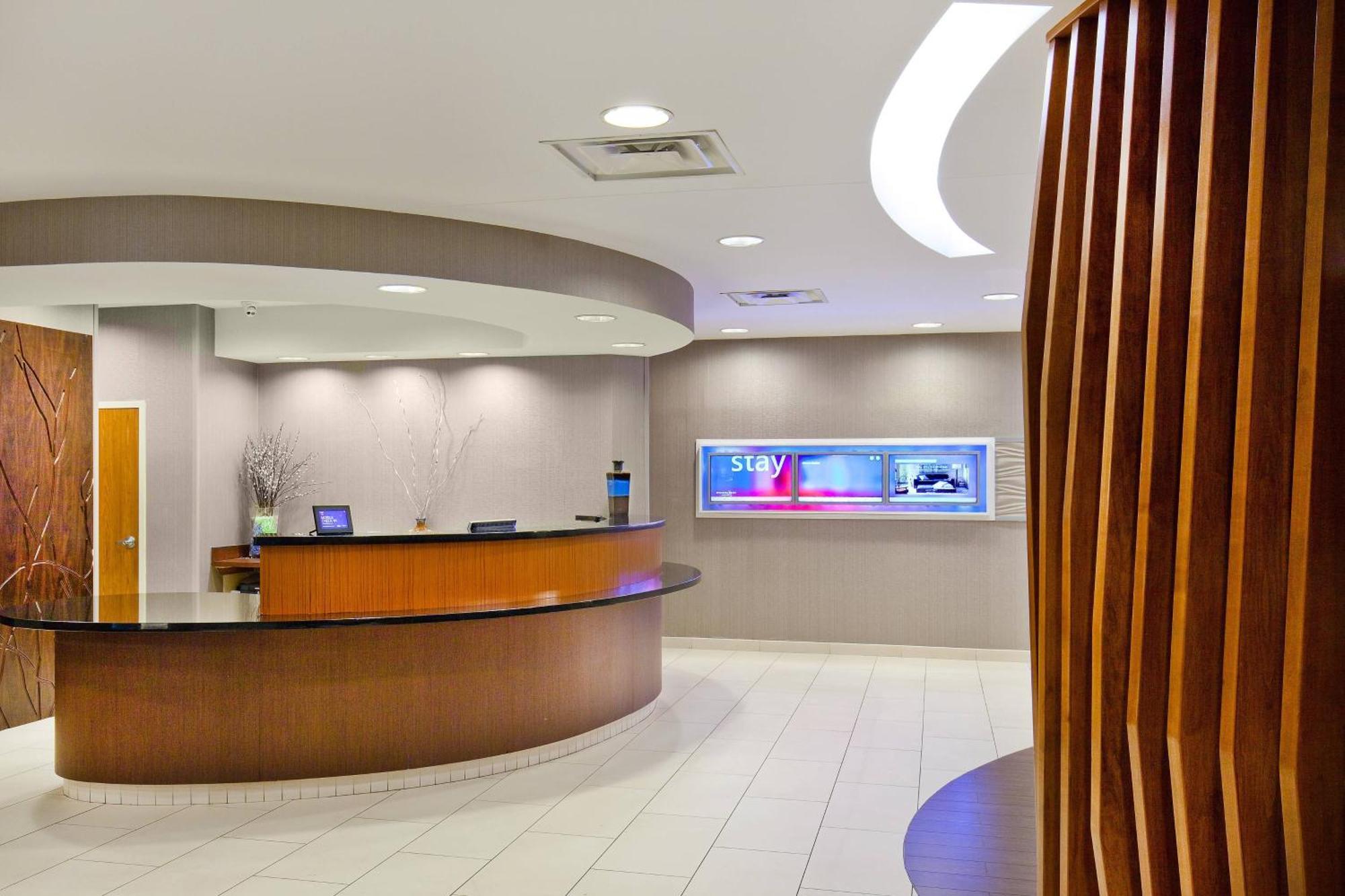 Springhill Suites Chesapeake Greenbrier Eksteriør billede
