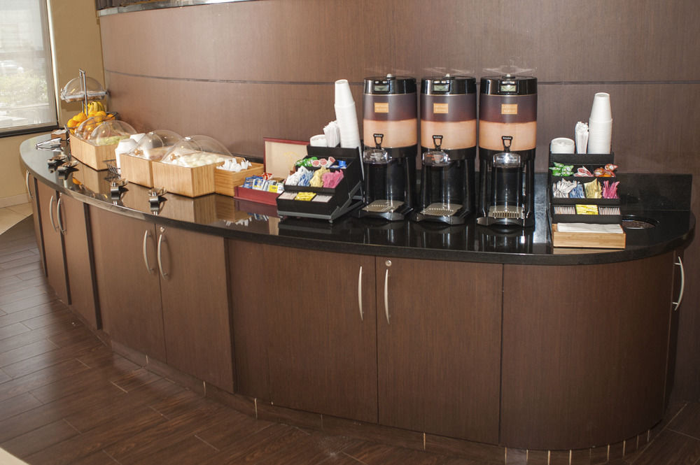 Springhill Suites Chesapeake Greenbrier Eksteriør billede