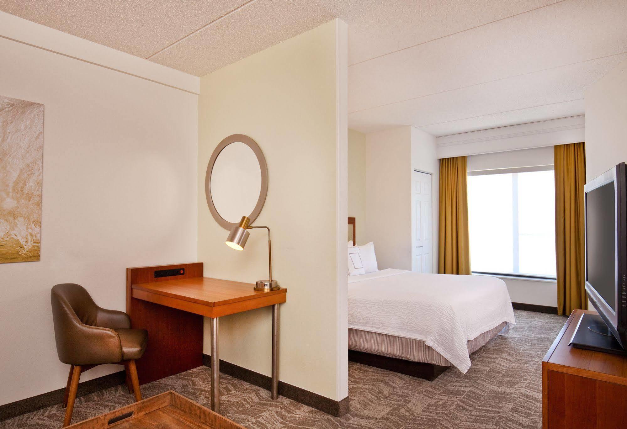 Springhill Suites Chesapeake Greenbrier Eksteriør billede
