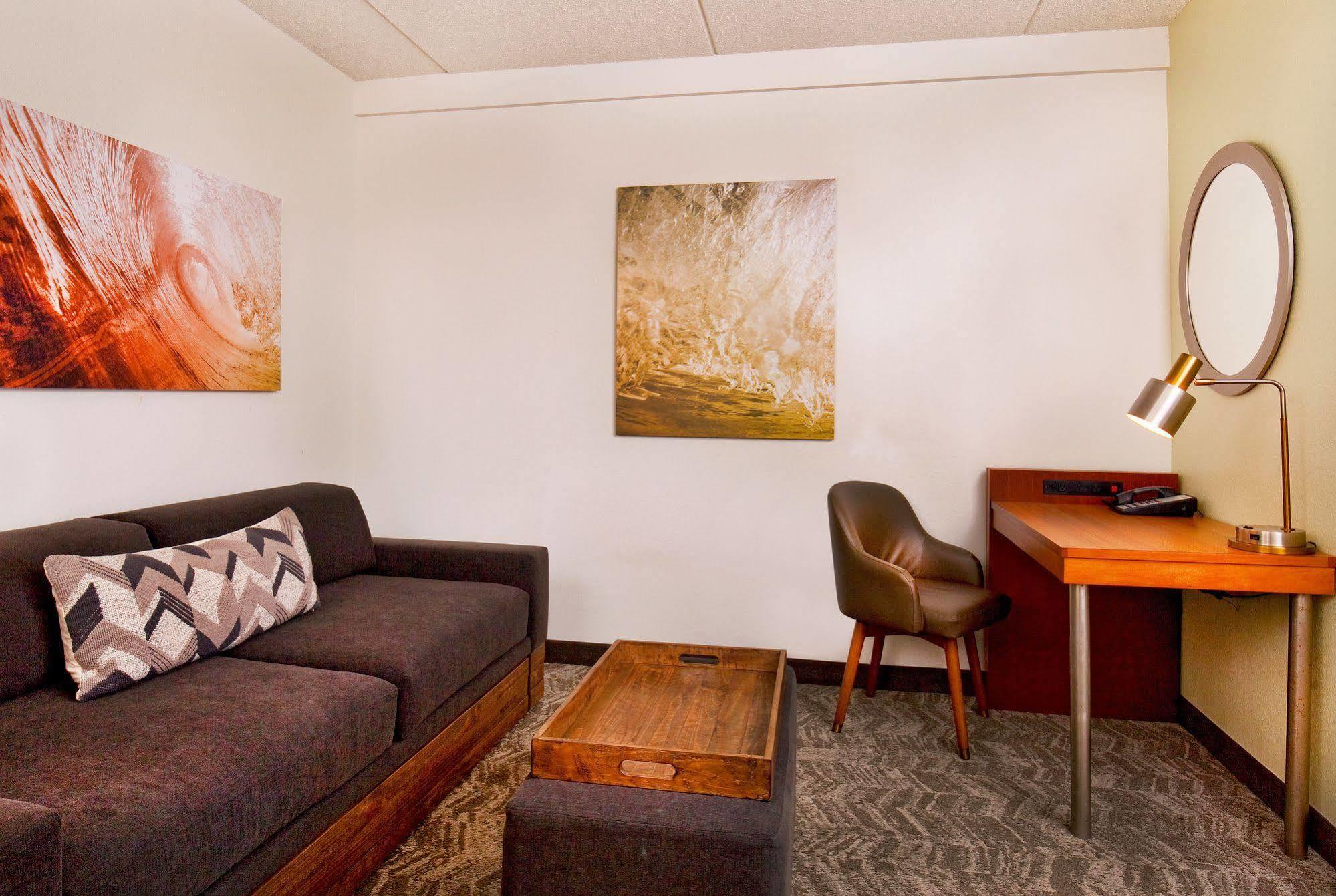 Springhill Suites Chesapeake Greenbrier Eksteriør billede